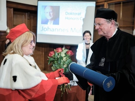 Doktorat honoris causa UAM dla prof. Johannesa Müllera